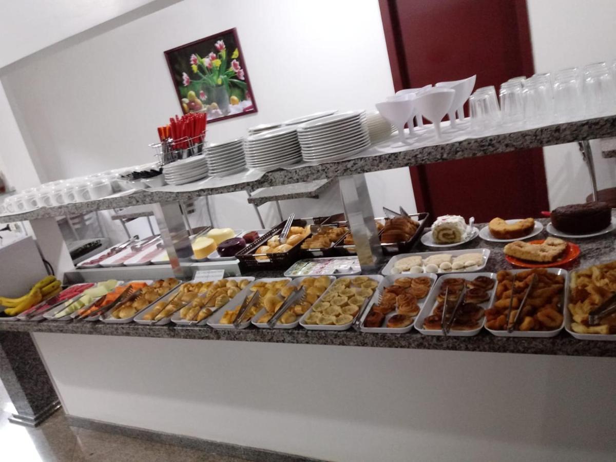 Realeza Giroto Hotel מראה חיצוני תמונה