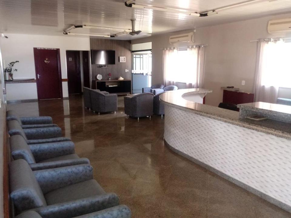Realeza Giroto Hotel מראה חיצוני תמונה