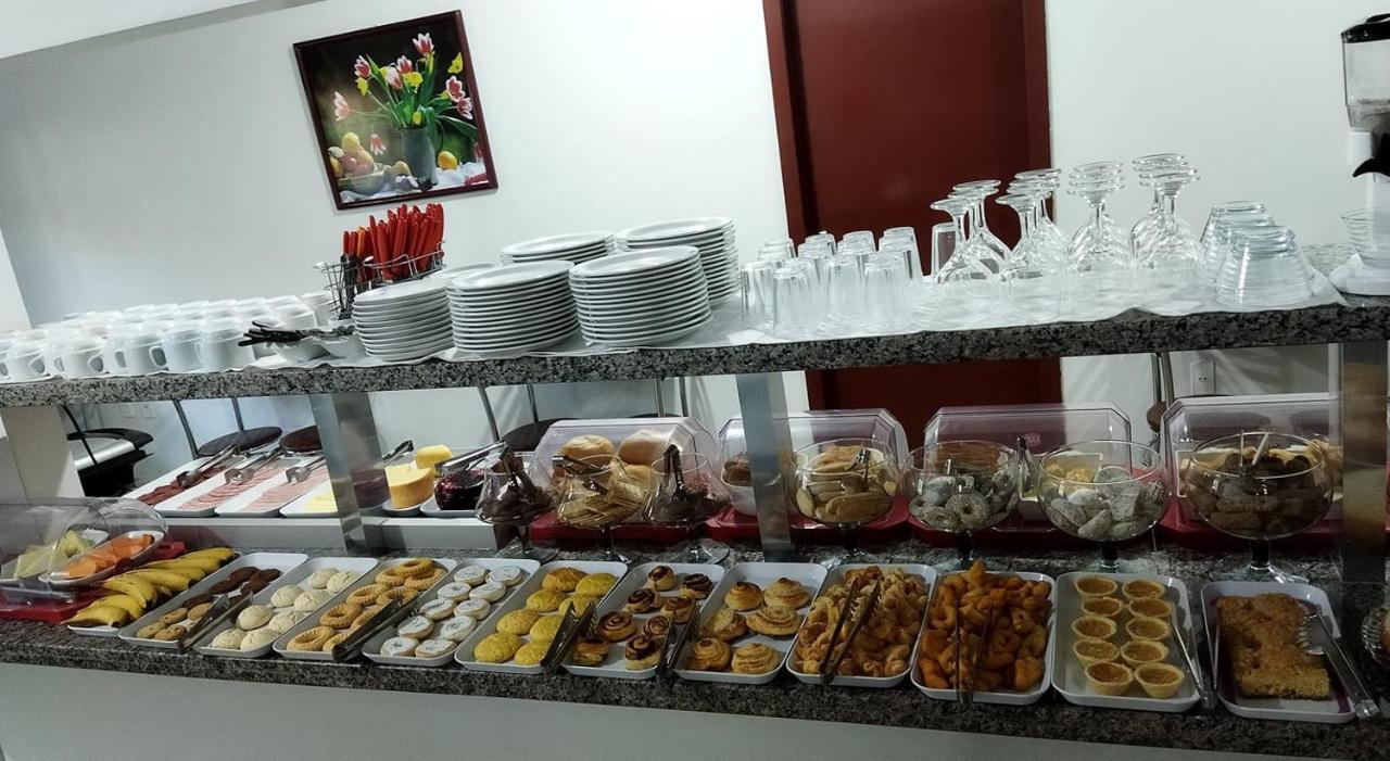 Realeza Giroto Hotel מראה חיצוני תמונה