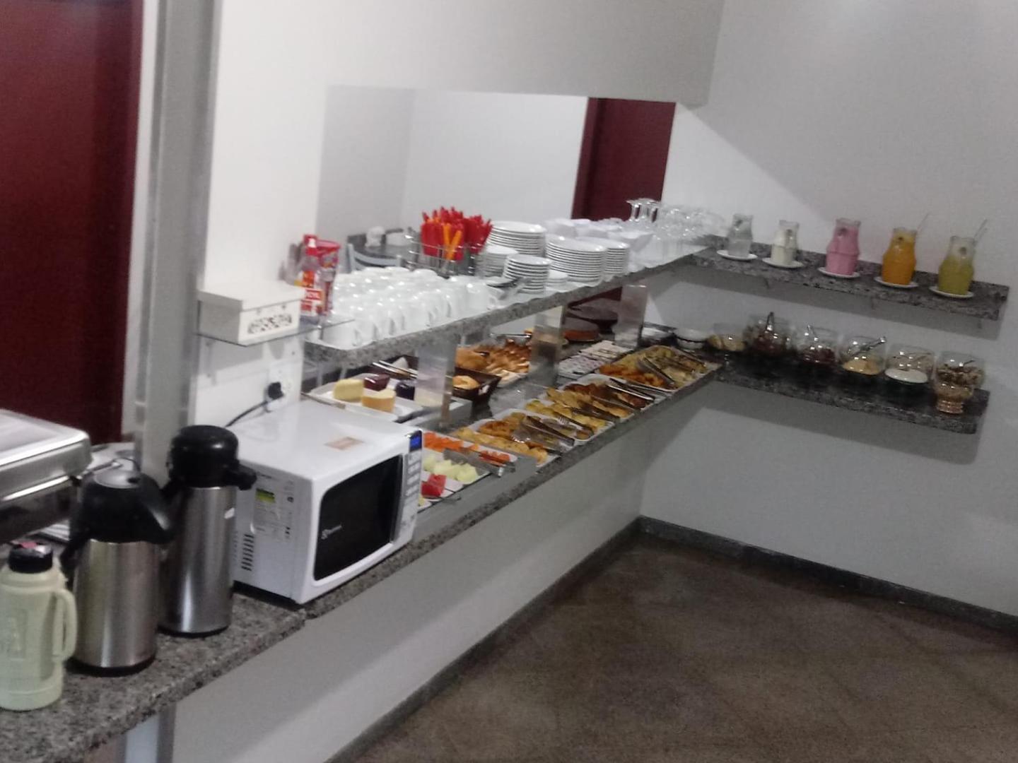 Realeza Giroto Hotel מראה חיצוני תמונה